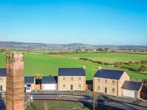 Photo 13- click for photo gallery